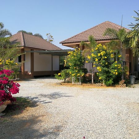 Bantung Resort Sukhothai Buitenkant foto